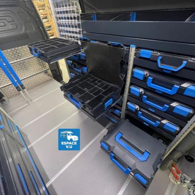 Aménagement de Sprinter utilitaire camion pour un artisan plombier chauffagiste en Gironde.